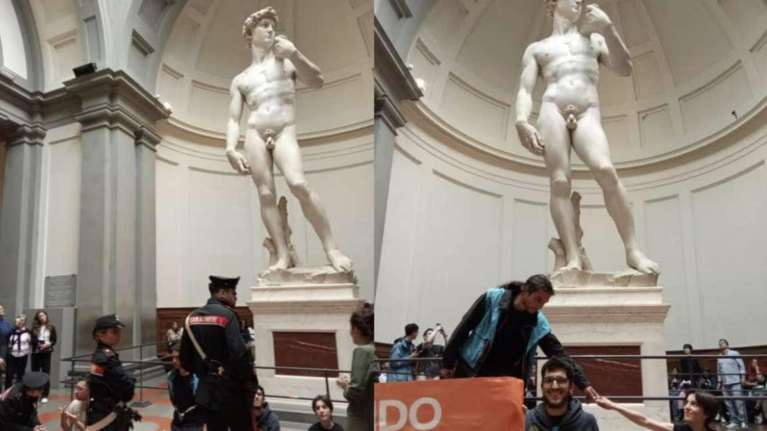 Ιταλία: Ακτιβιστές της &quot;Τελευταίας Γενιάς&quot; αλυσοδέθηκαν μπροστά από τον Δαβίδ του Μιχαήλ Άγγελου