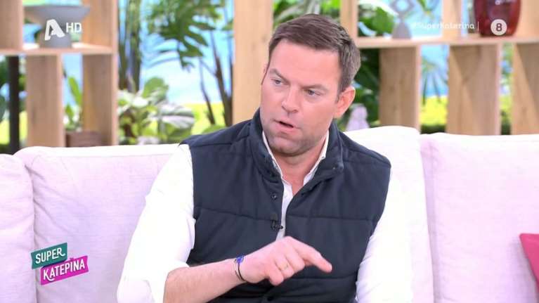 Κασσελάκης για Τέμπη: "Γιατί να μην παραιτηθεί ο κ. Μητσοτάκης; Πιστεύει κανείς ότι δεν ήξερε;"