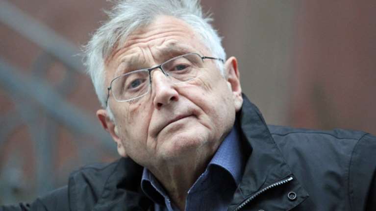 Πέθανε ο βραβευμένος με Όσκαρ Τσέχος σκηνοθέτης Γίρι Μένζελ