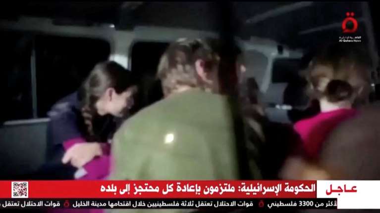 Πόλεμος στο Ισραήλ: Η Χαμάς απελευθέρωσε άλλους έξι ομήρους