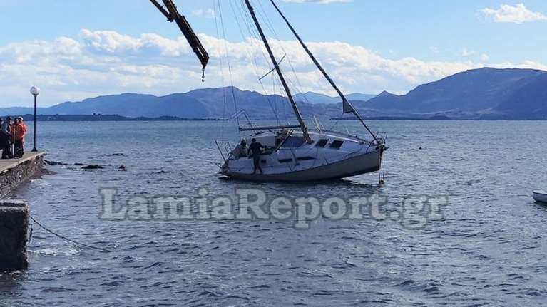 Κακοκαιρία: Προβλήματα από τους ισχυρούς ανέμους σε πολλές περιοχές: Σπασμένα δένδρα, ζημιές σε σκάφη, διακοπές ρεύματος