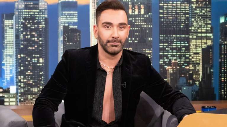 Υπόθεση Κοκλώνη: Τι θα γίνει από εδώ και πέρα - Αναταραχή στα κανάλια και στους 600 εργαζόμενούς του