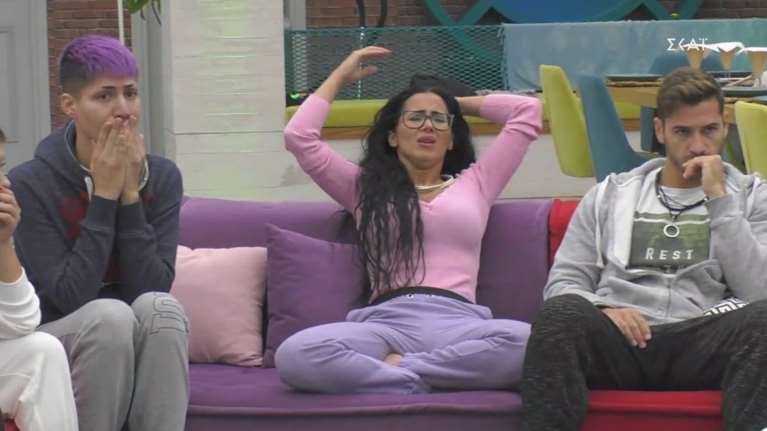 Big Brother: Σοκ και κλάματα - Πώς αντέδρασαν οι παίκτες μόλις έμαθαν για τα κρούσματα και τους νεκρούς από κορονοϊό [Βίντεο]