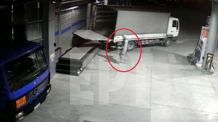 Ακούραστος ...κλέφτης: 20χρονος στη Θεσσαλονίκη προφυλακίστηκε για 50 διαρρήξεις σε τρεις μήνες [βίντεο]