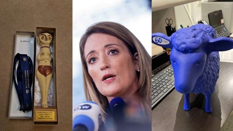 Ταξίδια, σαμπάνιες, φορέματα και ένα... μπλε πρόβατο: Τα 125 δώρα που η πρόεδρος της Ευρωβουλής &quot;ξέχασε&quot; να δηλώσει