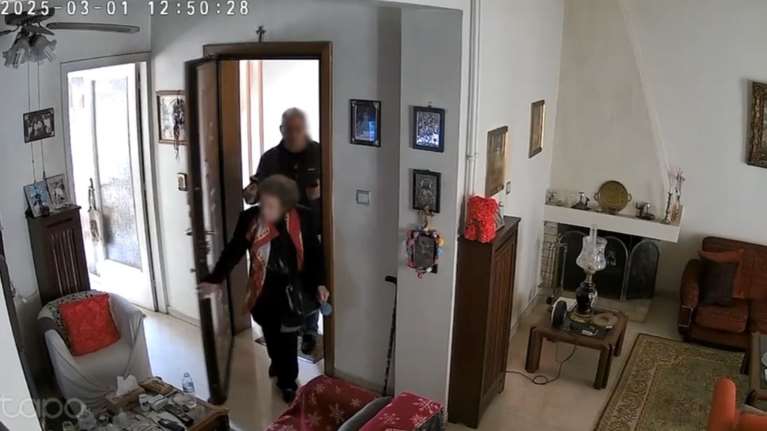 Πώς δρούσε ο 59χρονος που παρίστανε τον υδραυλικό και &quot;άδειαζε&quot; σπίτια ξεγελώντας ηλικιωμένους [βίντεο]