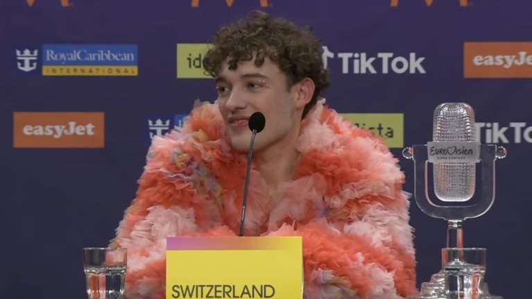 Eurovision 2024 | Οι πρώτες δηλώσεις του Nemo μετά τη νίκη της Ελβετίας στον τελικό