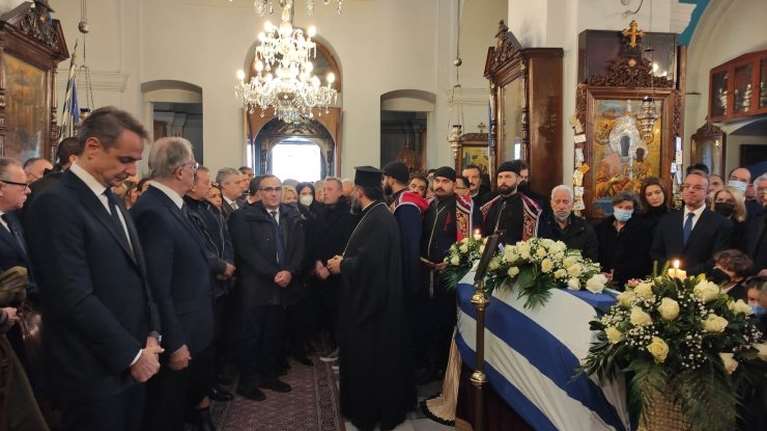 Κρήτη: Σε κλίμα βαθιάς οδύνης η κηδεία του Μανούσου Βολουδάκη, παρουσία Μητσοτάκη [εικόνες - βίντεο]
