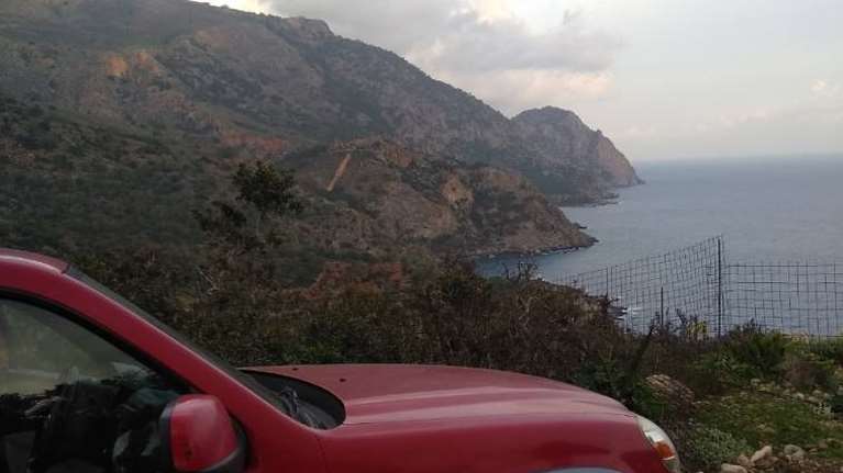 Κρήτη: Τουρίστας βρήκε πτώμα στο φαράγγι της Αράδαινας- Ελληνοκαναδός ο νεκρός, βρέθηκε αλκοόλ στο αμάξι