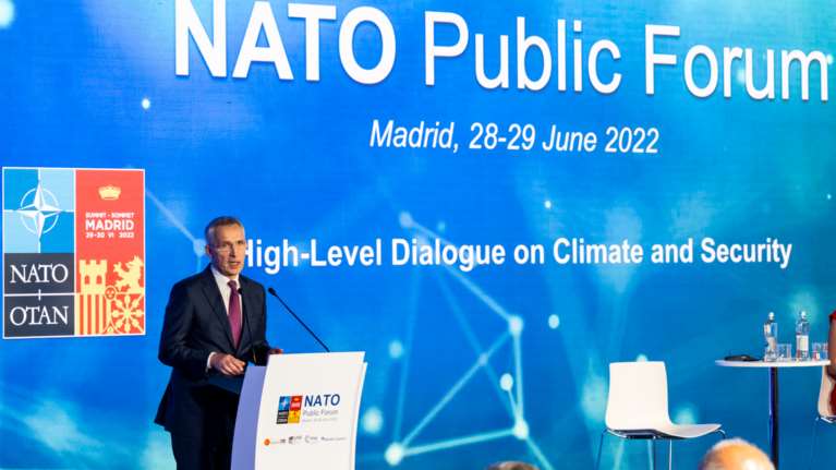 Στόλτενμπεργκ: Για το ΝΑΤΟ η Ρωσία είναι άμεση απειλή και η Κίνα πρόκληση