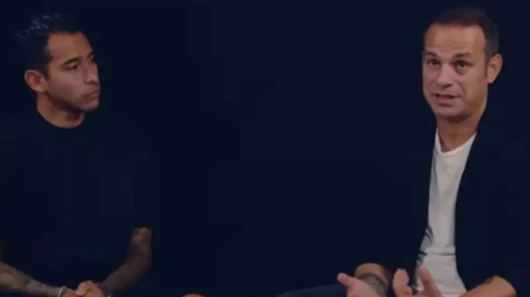 Συγκλονίζουν Ντέμης και Αραούχο για το πώς βίωσαν τις δολοφονίες Μιχάλη και Άλκη [βίντεο]