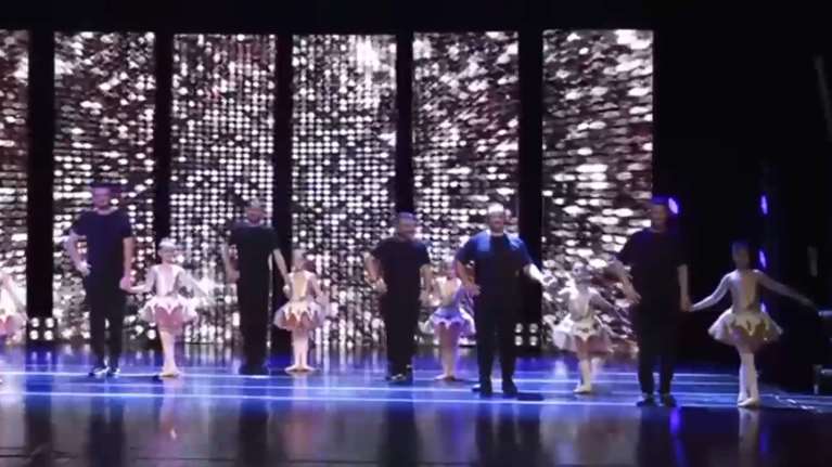 Ενα βίντεο όλο... γλύκα - Viral οι μπαμπάδες από τη Βέροια που χόρεψαν μπαλέτο με τις κόρες τους