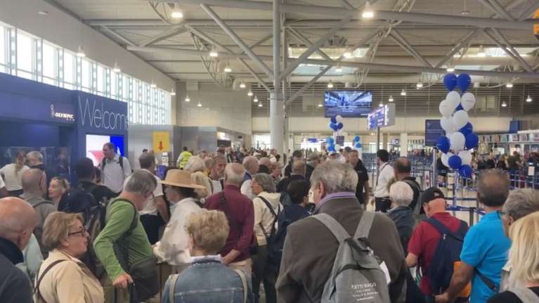 Αεροδρόμιο &quot;Ελ. Βενιζέλος&quot;: Μεγάλες καθυστερήσεις στις πτήσεις - Τι συμβαίνει με τον Έλεγχο Εναέριας Κυκλοφορίας