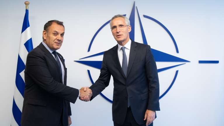 Στην Σύνοδο του ΝΑΤΟ ο Νίκος Παναγιωτόπουλος - Συνάντηση με Στόλτενμπεργκ