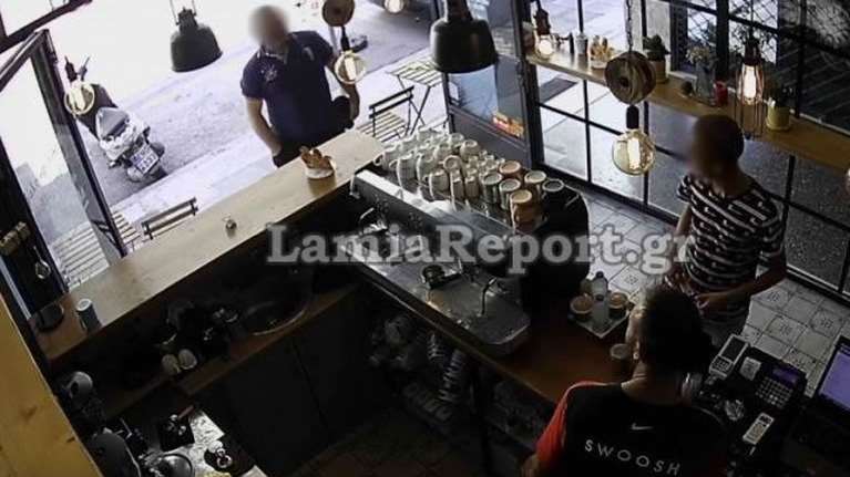 Συναγερμός στη Λαμία: Επιτήδειοι &quot;σπρώχνουν&quot; πλαστά 50ευρα στην αγορά [Εικόνες]