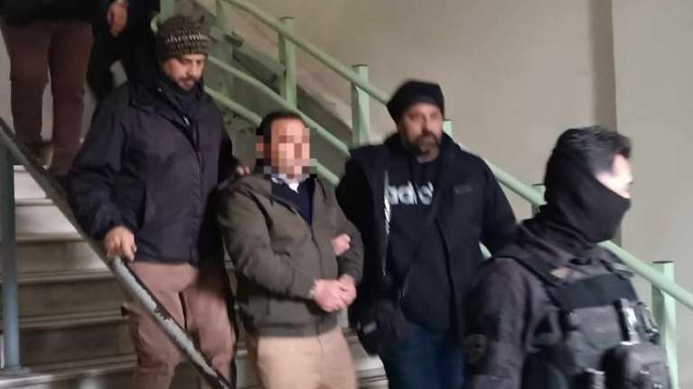 Βόλος: Γιατί μεταφέρθηκε στις φυλακές Λάρισας ο 50χρονος πατέρας που σκότωσε τον κουνιάδο του [βίντεο]