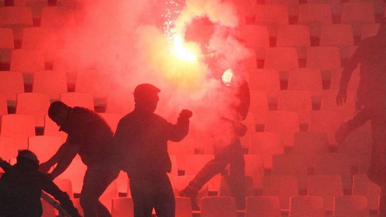 Οι 7 παρεμβάσεις για την οπαδική βία: Καταργούνται οι σύνδεσμοι, ποινές χωρίς αναστολή και ευθύνες στις ΠΑΕ