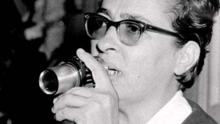 Όταν η Σωτηρία Μπέλλου είχε ρίξει βιτριόλι στον άντρα της για να τον εκδικηθεί