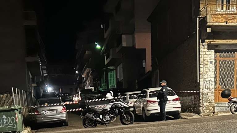 Φρίκη στο Αγρίνιο: Νεκρή 43χρονη γυναίκα, την πυροβόλησε εξ επαφής στην κοιλιά ο πρώην σύντροφός της