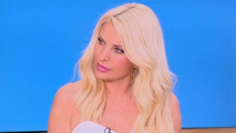 Ελένη Μενεγάκη: "Είναι στιγμές που αισθάνομαι ότι δεν μπορώ να αντεπεξέλθω σε αυτό"