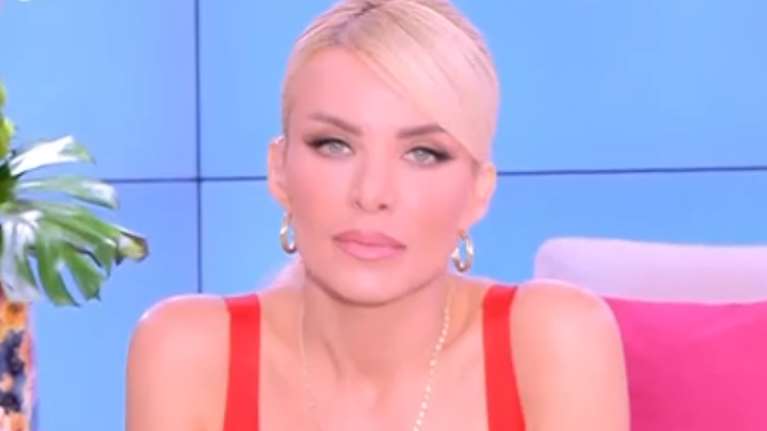 Κατερίνα Καινούργιου: &quot;Πήγα στον πλαστικό και μου είπε ότι αυτό είναι το μόνο σημείο που δεν παίρνει χειρουργείο&quot;
