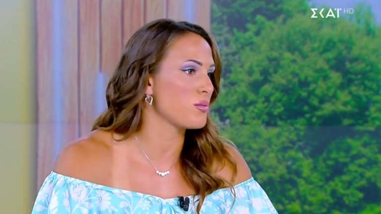 Η Ασημίνα δείχνει το μονόπετρο που της χάρισε ο Χρήστος Δάντης και μιλάει για τον γάμο τους: &quot;Θα είναι κλειστός...&quot; [βίντεο]