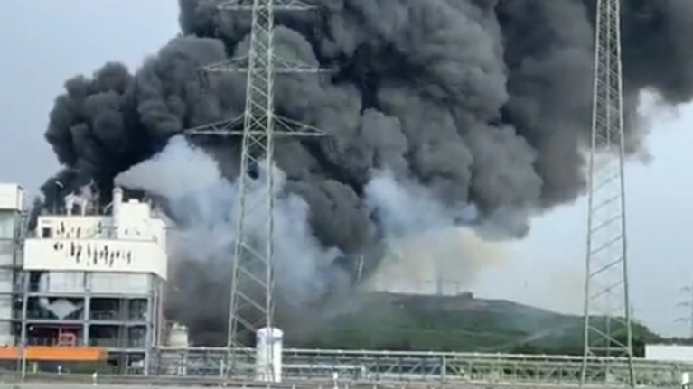 Τραγωδία στο Λεβερκούζεν: Έκρηξη σε εργοστάσιο - Ένας νεκρός, 16 τραυματίες, 4 αγνοούμενοι