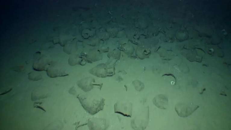 Αρχαίο ναυάγιο στα Κύθηρα: Εντυπωσιακές εικόνες από τα αρχαιολογικά ευρήματα