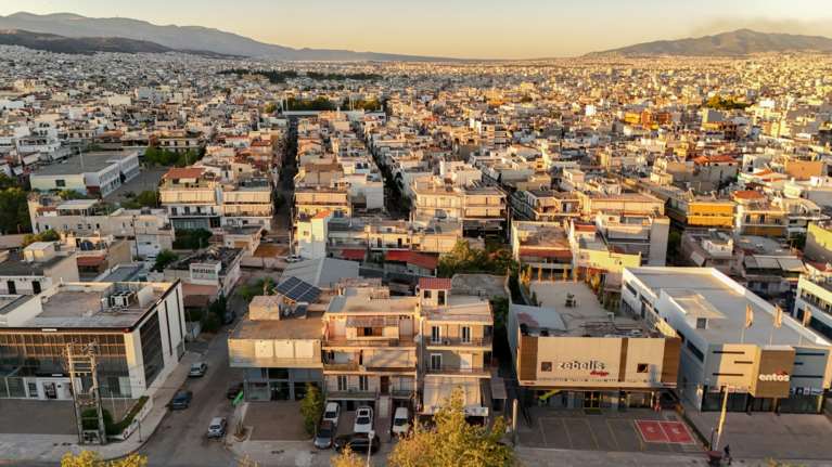 Πώς θα φτάνει η κρατική επιδότηση έως 37,5% του ενοικίου κύριας κατοικίας - Φόβοι για νέες ανατιμήσεις