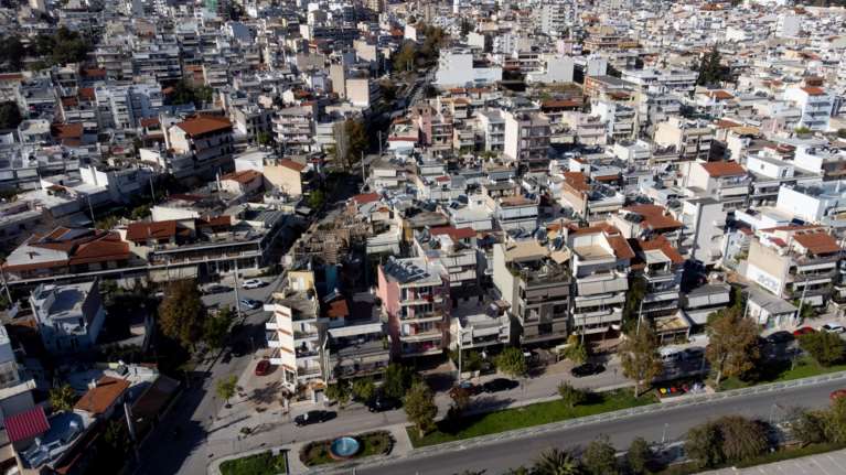 ΕΝΦΙΑ: Πληρωμή σε 11 δόσεις φέτος, σε 12 δόσεις από το 2025 - Απαλλάσσονται όσοι έχουν ακίνητα σε πληγείσες περιοχές