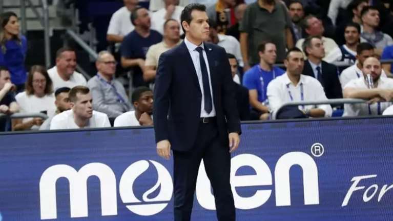 Δημήτρης Ιτούδης: Και επίσημα παρελθόν από την Εθνική μπάσκετ ο Έλληνας προπονητής