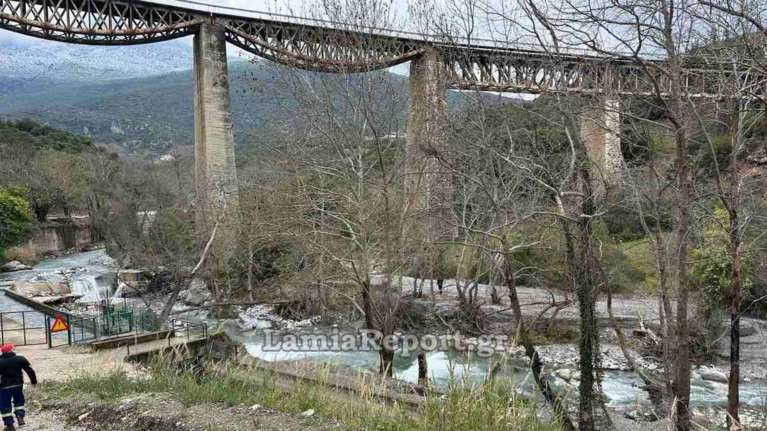 Νεκρός στη γέφυρα του Γοργοπόταμου