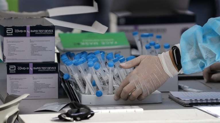 Θεσσαλονίκη: 75 self test σε κάθε φαρμακείο – Πότε θα διατεθούν στους πολίτες