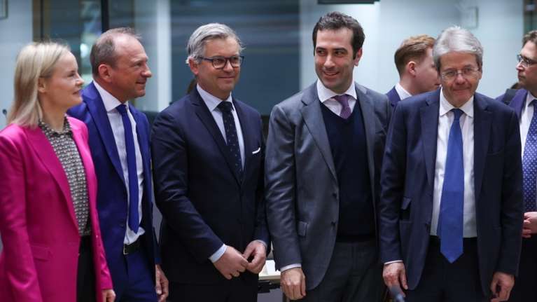 Eurogroup: Περιοριστικός ο δημοσιονομικός προσανατολισμός το 2025, οι πολιτικές πρέπει να παραμείνουν "ευέλικτες"
