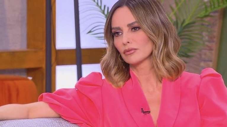 Η Μπέττυ Μαγγίρα δίνει πληρωμένη απάντηση σε Καινούργιου - Παπανώτα: &quot;Μόνοι τους το ζουν το beef&quot;