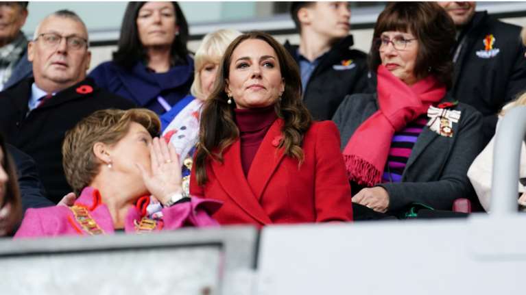 "Ημουν απαίσια": Η "τέλεια" Κέιτ Μίντλετον μίλησε για πρώτη φορά για μια αδυναμία της σε δημόσια έξοδο