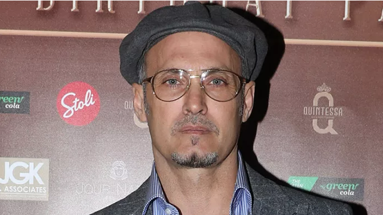 Σπύρος Πώρος: &quot;O Mario Testino μού ζήτησε να του κάνω μασάζ. Του είπα &quot;κάνε μασάζ μόνος σου&quot;