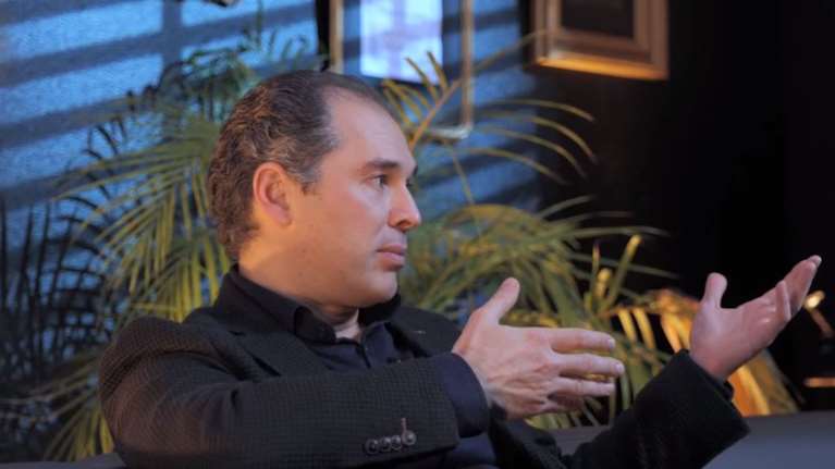 Ρωσία: Παραιτήθηκε ο μεάστρος Τουγκάν Σοχίεφ - Δεχόταν πιέσεις να &quot;επιλέξει&quot; εμπόλεμη πλευρά