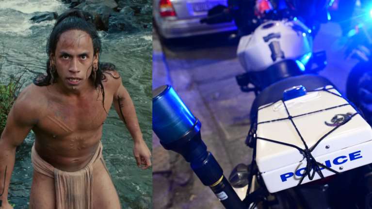 Ρούντι Γιάνγκμπλαντ: Κρατείται στο ΑΤ Γαλατσίου ο Αμερικανός ηθοποιός - Έβγαλε μαχαίρι σε αστυνομικούς, έχει λήξει η βίζα του