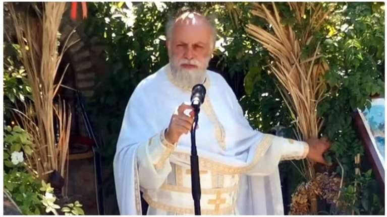 Λυκαβηττός: Παραμένει στους Αγίους Ισιδώρους ο πατέρας Δημήτριος παρά το τελεσίγραφο Ιερώνυμου;