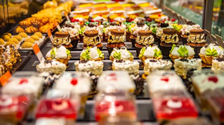 Εορτολόγιο: Ποια ονόματα γιορτάζουν σήμερα, Δευτέρα 28 Οκτωβρίου