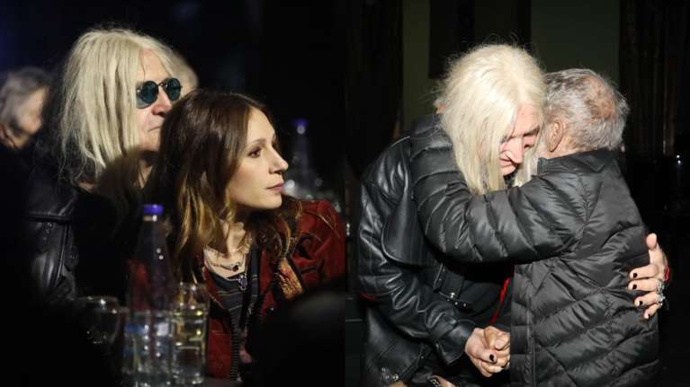 Νίκος Καρβέλας - Έλενα Φερεντίνου: Η νέα κοινή βραδινή έξοδος και η αγκαλιά με τον Σταύρο Ξαρχάκο [εικόνες]