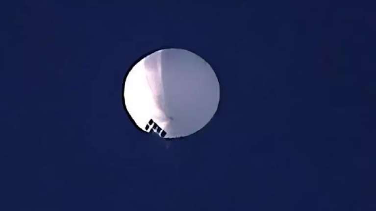 Κατασκοπευτικό μπαλόνι της Κίνας πάνω από τις ΗΠΑ: Εξετάστηκε το ενδεχόμενο καταρριψής του