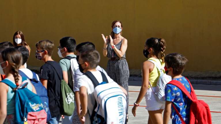 Κορονοϊός: &quot;Μαύρο&quot; ρεκόρ στην Ισπανία - Πάνω από 12.000 κρούσματα σε μια μέρα