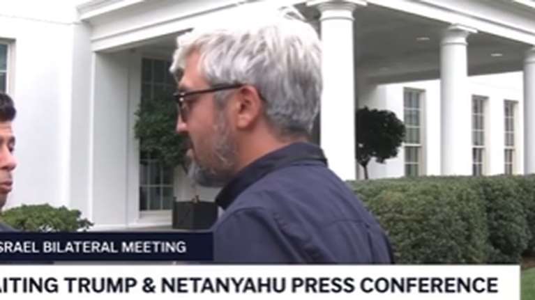 Απολύθηκε ο δημοσιογράφος που αποκάλυψε ότι ο Ερντογάν πήρε τον π@@@ από τον Τραμπ- Τον έγραφε εν αγνοία του η κάμερα