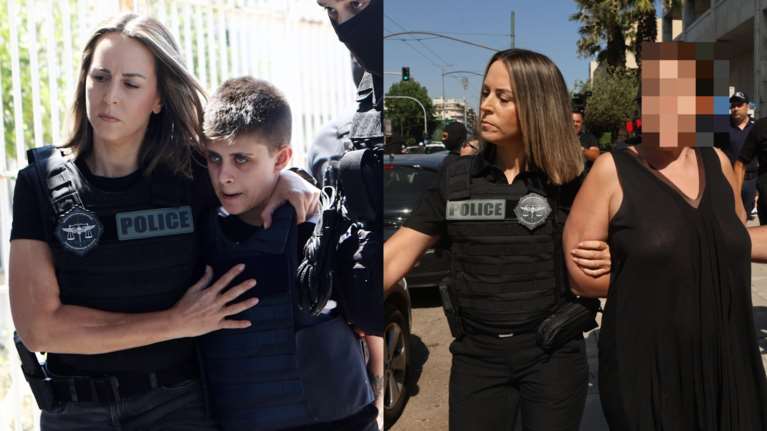 ΕΛΑΣ: Ποια είναι η αγέρωχη αστυνομικός που συνοδεύει τη Μουρτζούκου και τη 43χρονη πρώην σύζυγο του Πολωνού