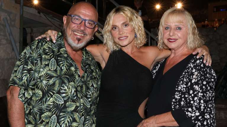 Ελεωνόρα Ζουγανέλη: &quot;Κάποιες φορές νιώθω μεγαλύτερη ντροπή όταν βλέπω τους γονείς μου&quot;