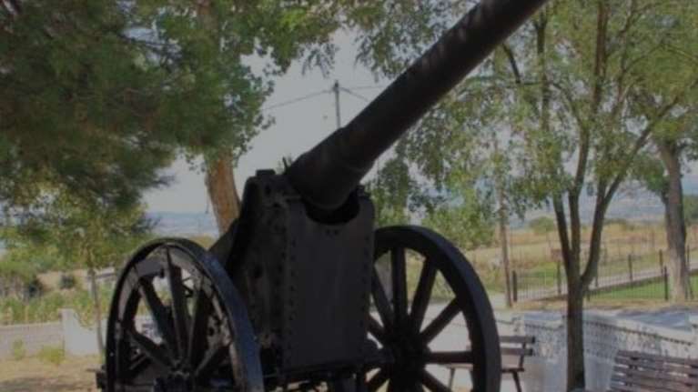 Θεσσαλονίκη: Έκλεψαν δέκα προτομές έξω από το Στρατιωτικό Μουσείο Λαχανά