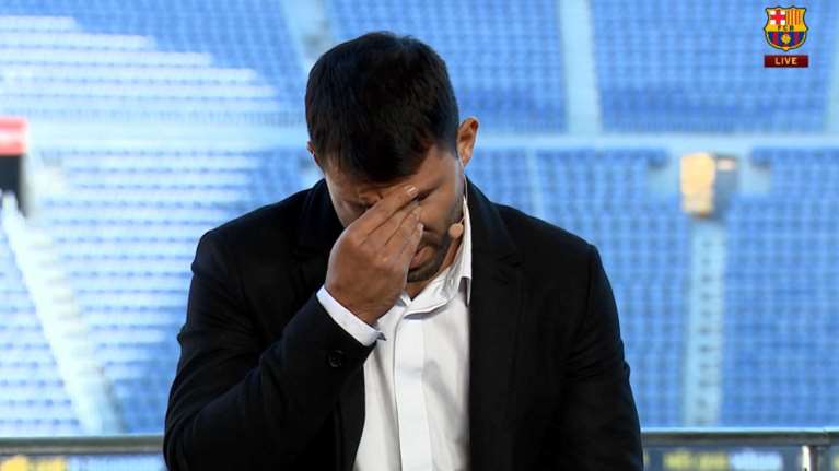 Σέρχιο Αγουέρο: Σταματάει το ποδόσφαιρο λόγω προβλημάτων στην καρδιά - Με δάκρυα το τελευταίο αντίο [Βίντεο]