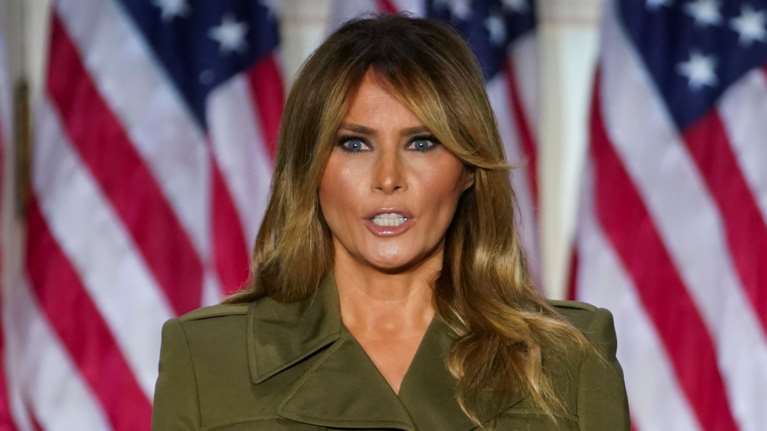 Απογοητευμένη η Μελάνια Τραμπ: &quot;Αλαζονικά κουτσομπολιά και αδικαιολόγητες επιθέσεις μετά την εισβολή στο Καπιτώλιο&quot;